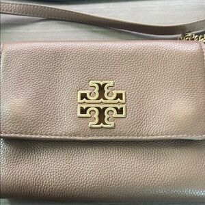 Tory Burch Pebbled Leather Crossbody in Taupe with Gold Logo
